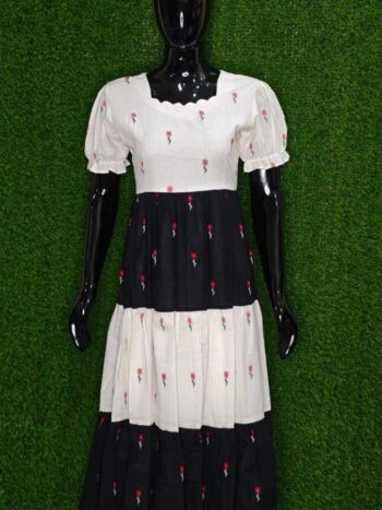 SRIU616 Jamdani Flower
